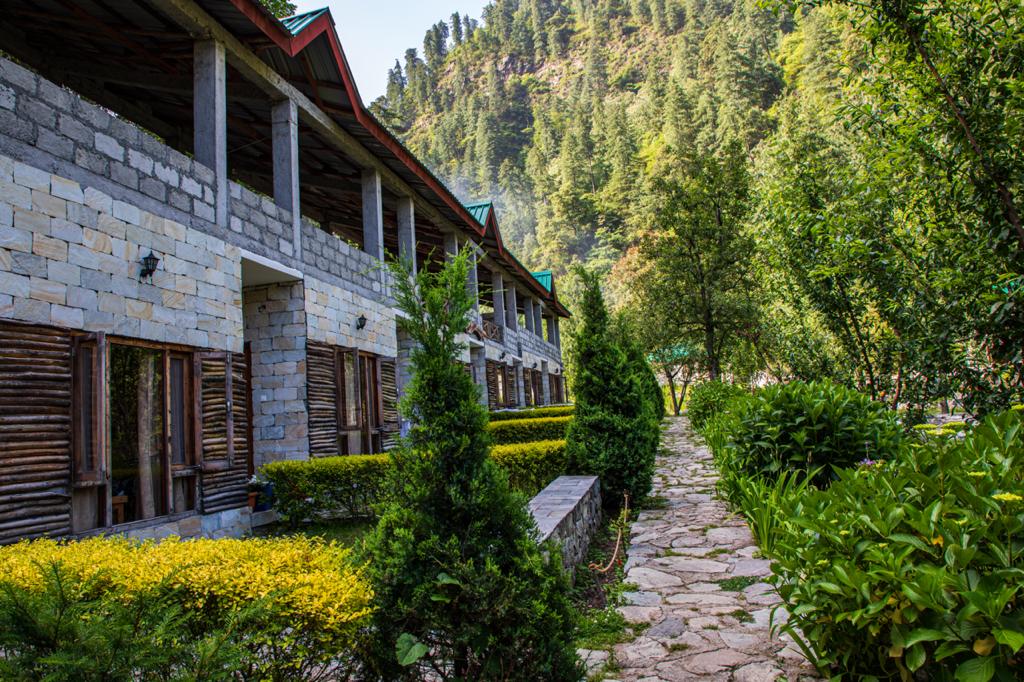 Tirthan Valley